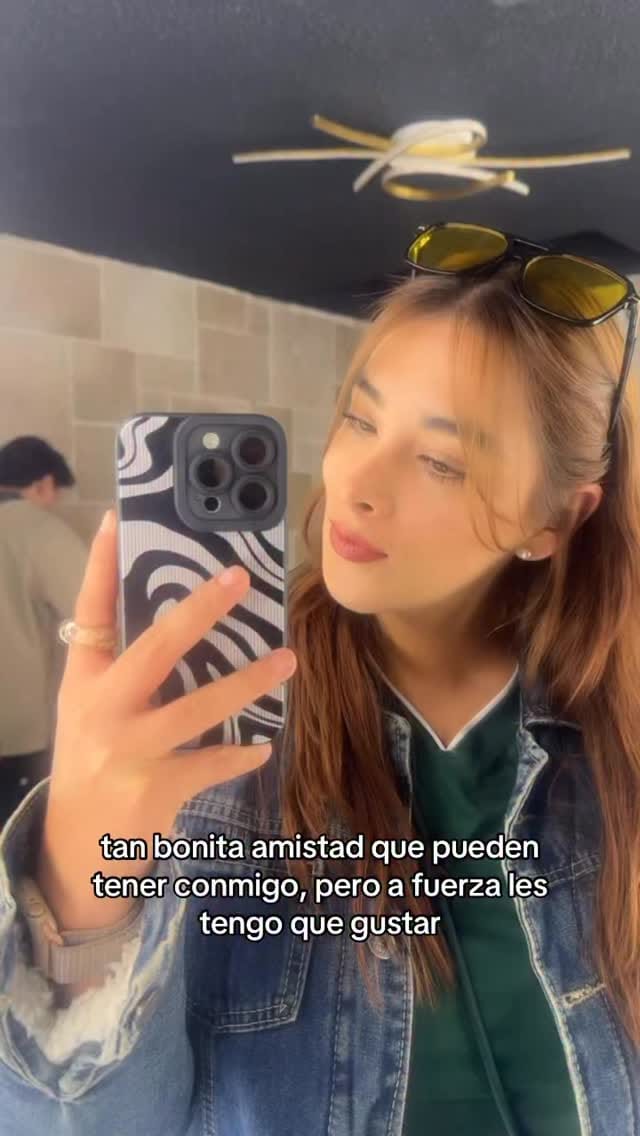 Post 9 by Alyery Rojas🌸 on Instagram (video)