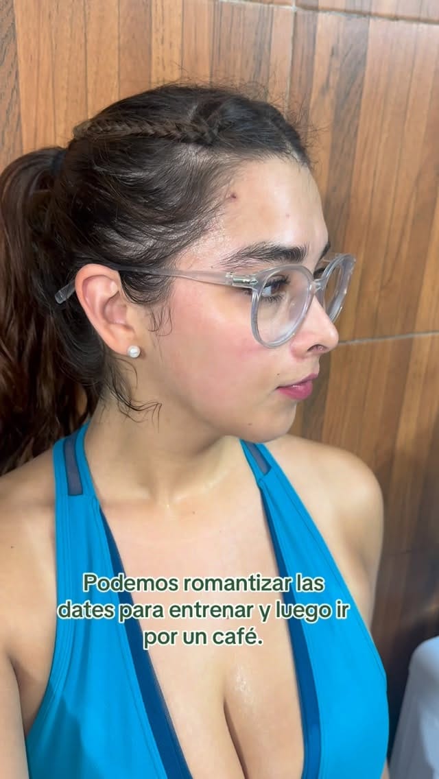 Post 8 by Alyery Rojas🌸 on Instagram (video)