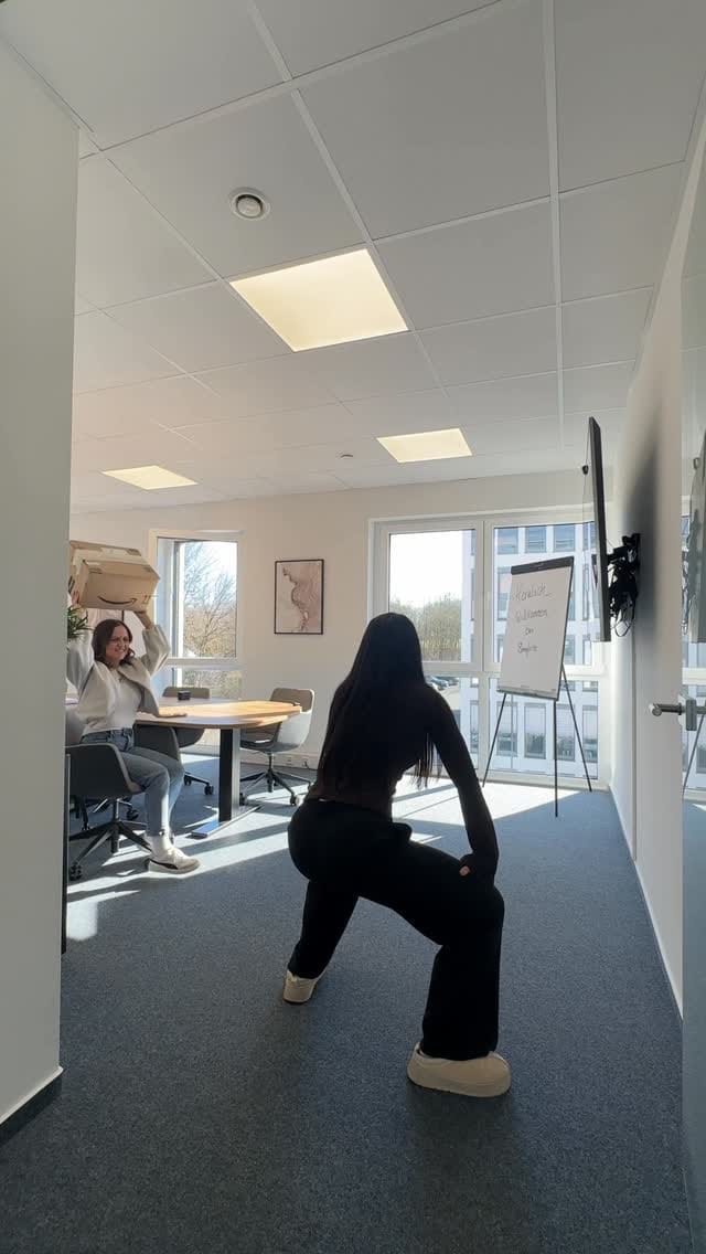 Post 5 by Shopware Agentur on Instagram (video)