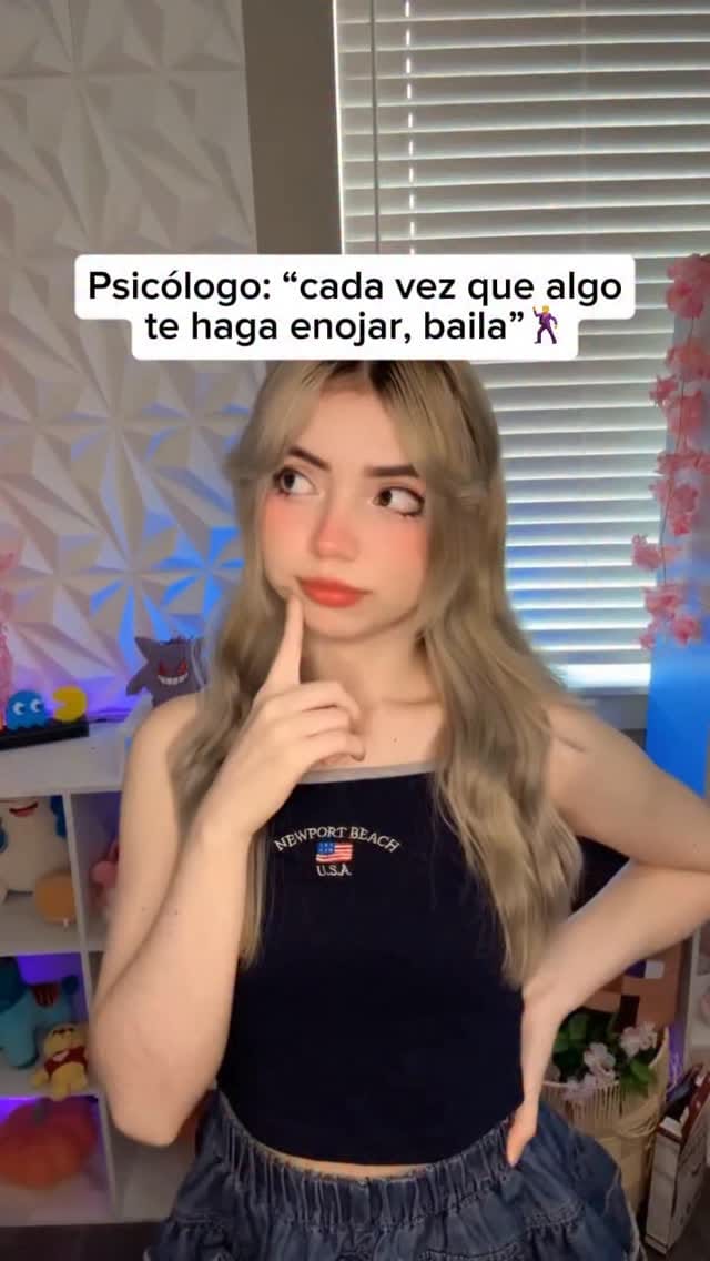 Post 7 by Sophia Bali on Instagram (video)
