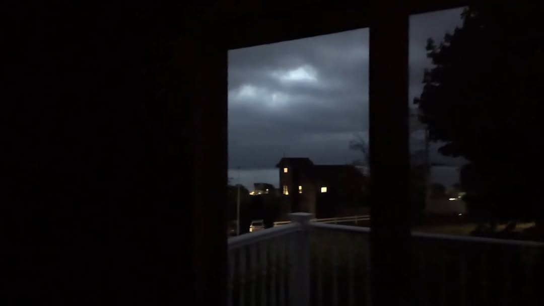 Post 2 by LUCKY FINN CAFÉ on Instagram (video)