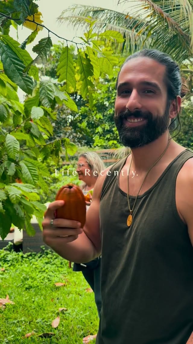 Post 10 by 𝘾𝙖𝙘𝙖𝙤 𝙎𝙤𝙡  |  Ceremonial Cacao on Instagram (video)