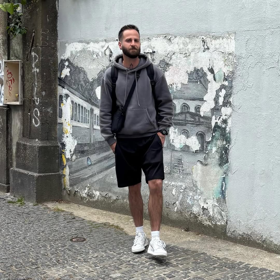 Post 8 by Luís Mesquita on Instagram (carousel)