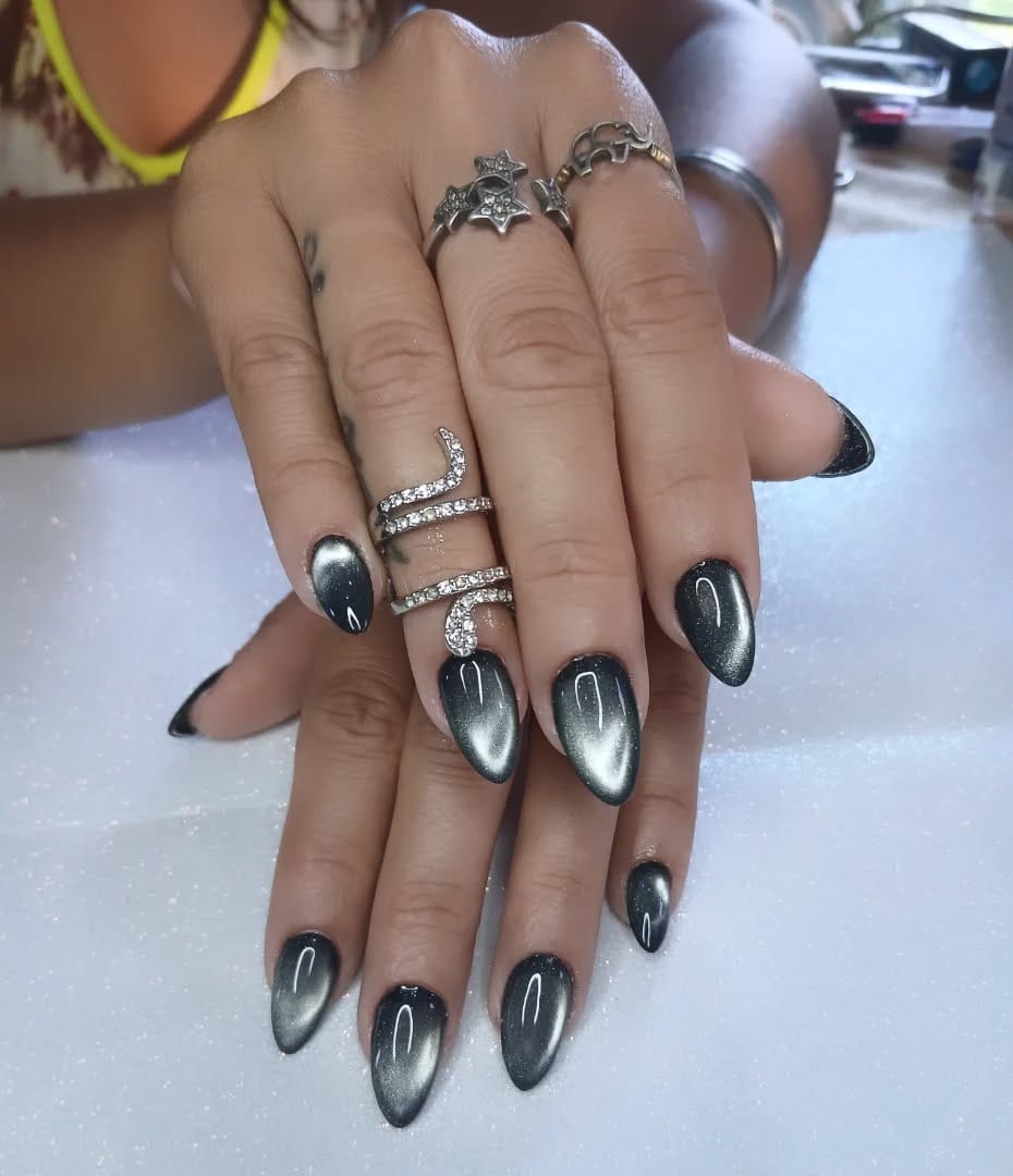 Post 7 by ✨️𝕭𝖆𝖉 𝕭𝖎𝖙𝖈𝖍 𝕹𝖆𝖎𝖑𝖘✨️ on Instagram (image)