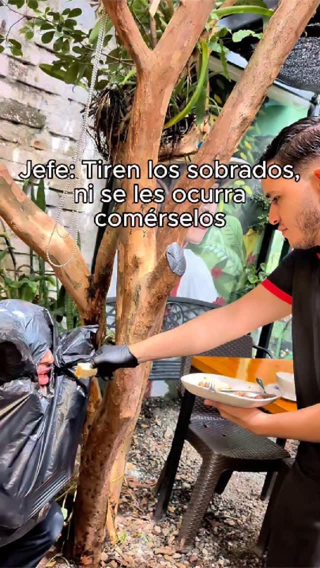 Post 3 by Colombiavip.com on Instagram (video)