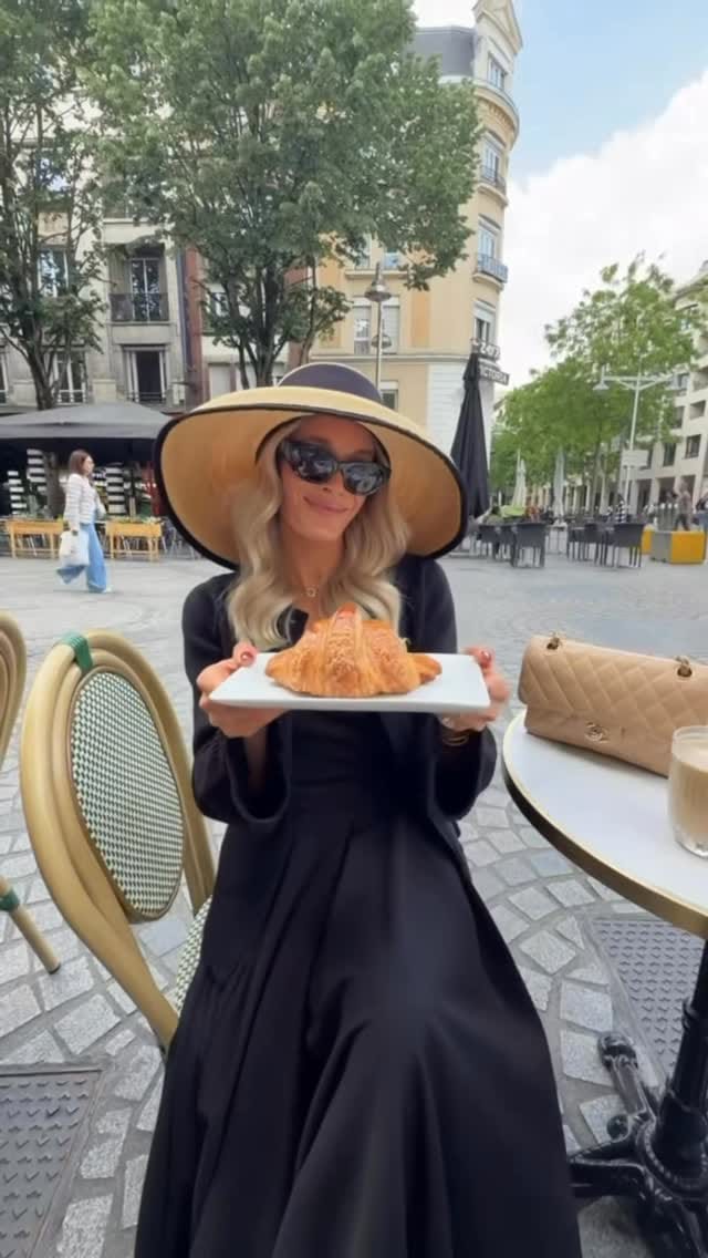 Post 6 by Dr. Ashley Rose Damore on Instagram (video)