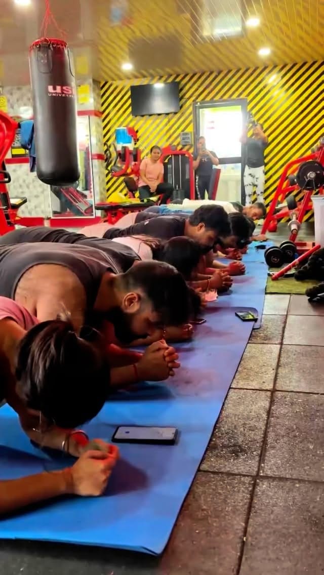 Post 4 by Mayukh Talukdar on Instagram (video)