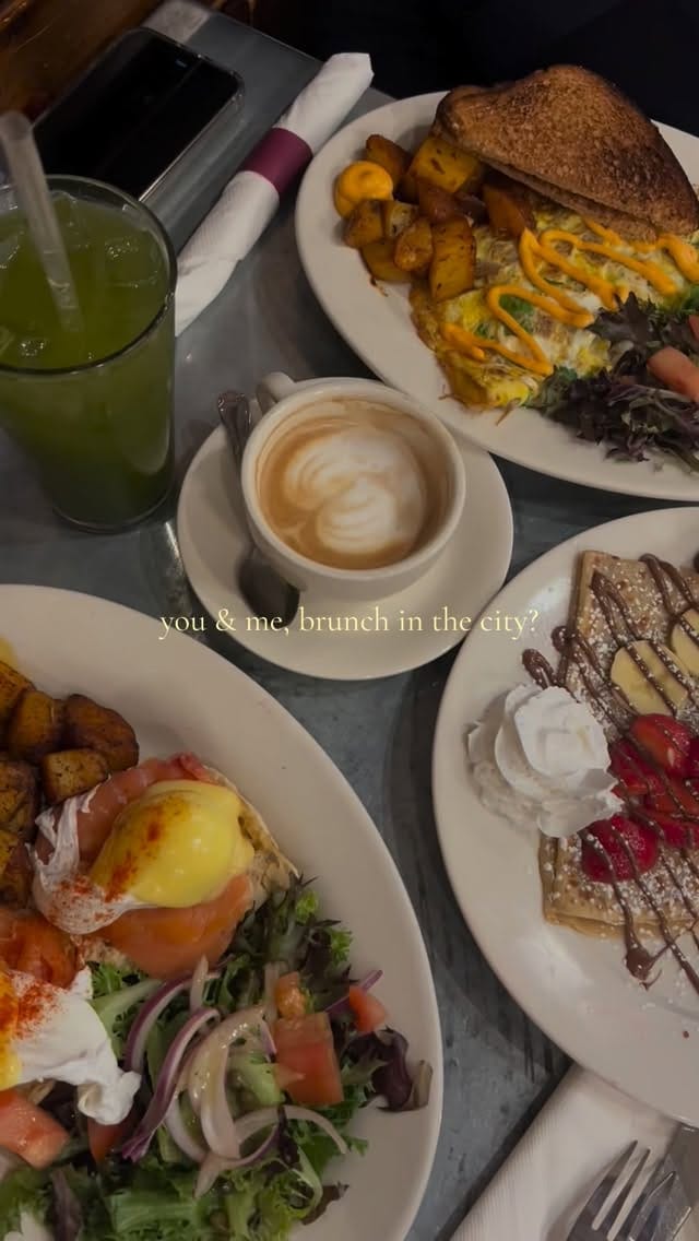 Post 1 by Café Bonjour on Instagram (video)