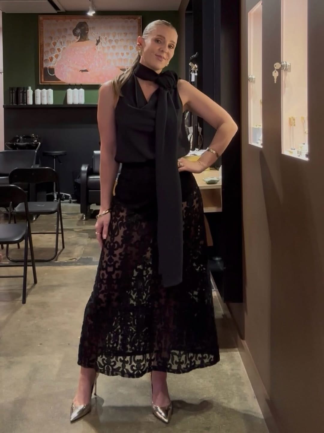 Post 3 by Tanya Ellis | Fashion Stylist on Instagram (image)