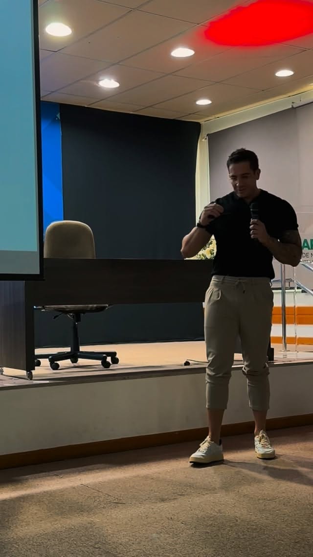 Post 9 by Pedro Balieiro on Instagram (video)