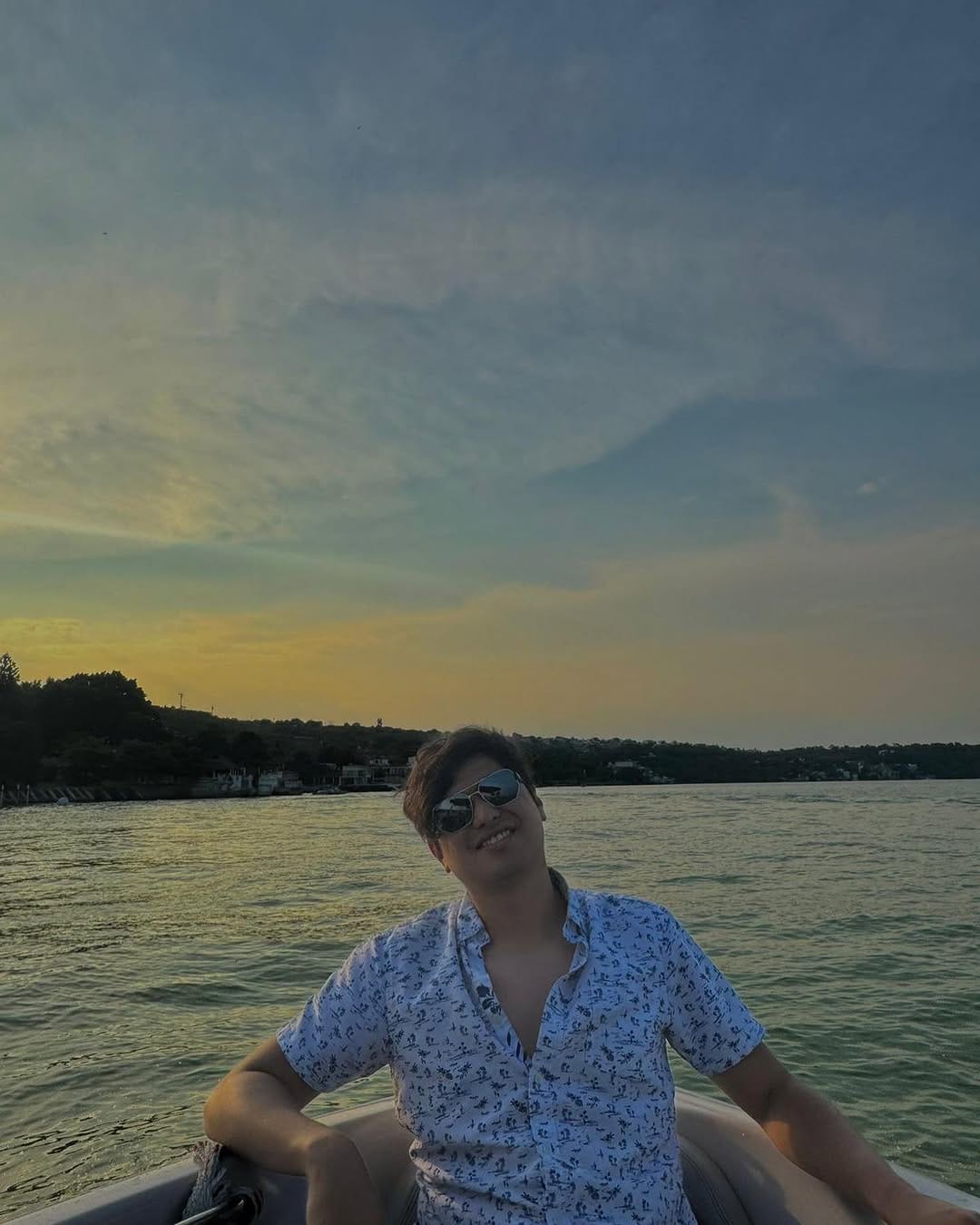 Post 3 by NT Leo on Instagram (image)