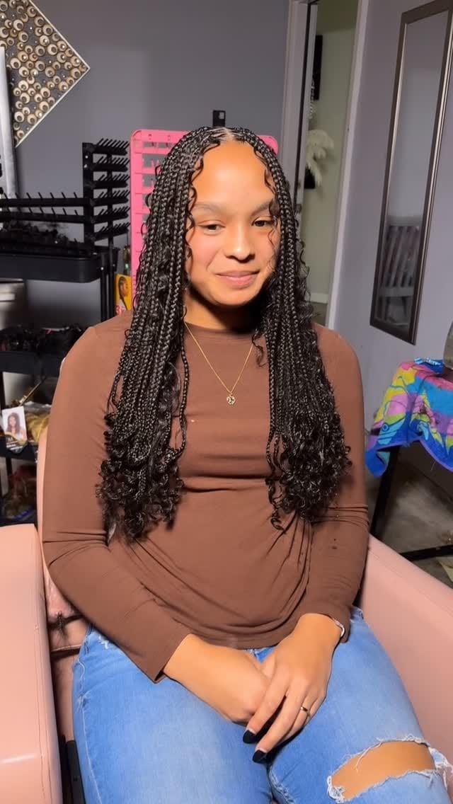 Post 5 by Erica💋 on Instagram (video)
