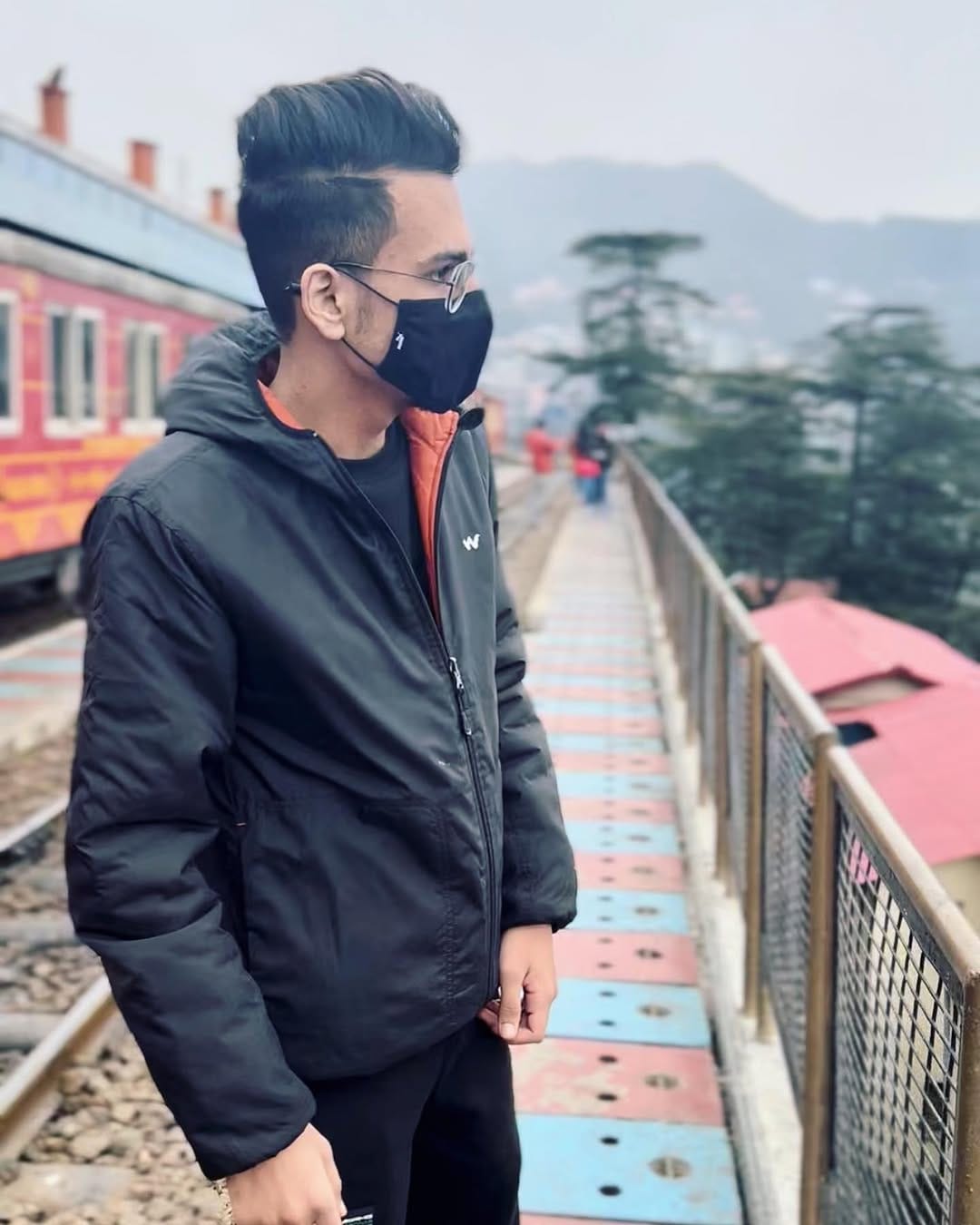Post 6 by Rishabh on Instagram (carousel)