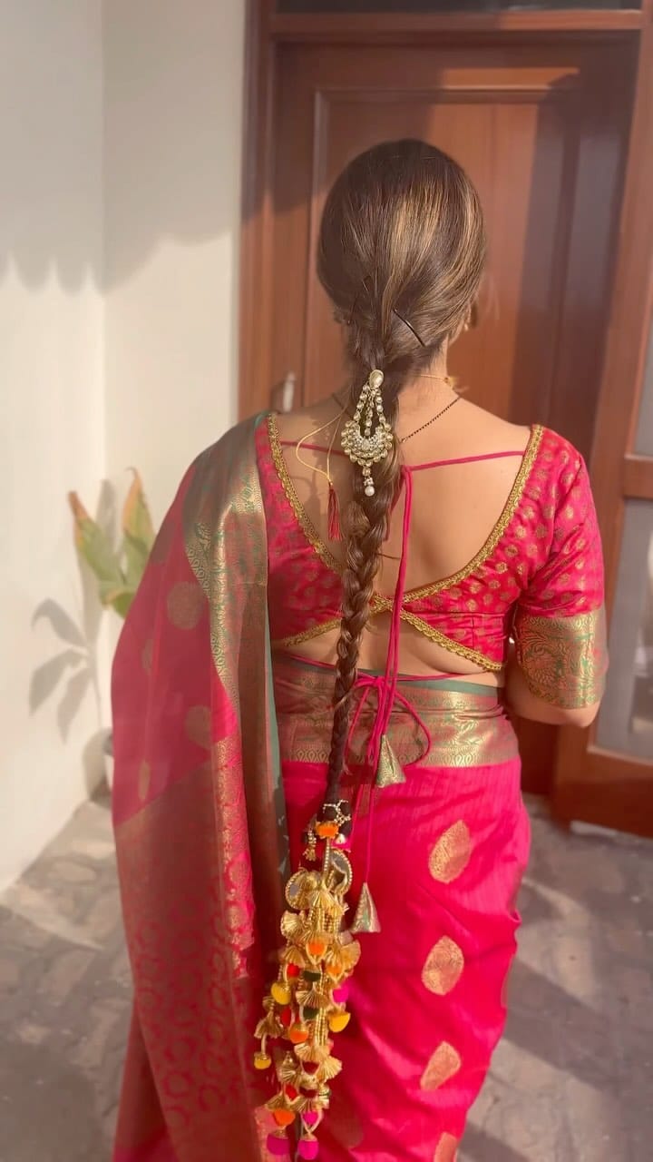 Post 10 by Bahuji Ethnicwear shop on Instagram (video)