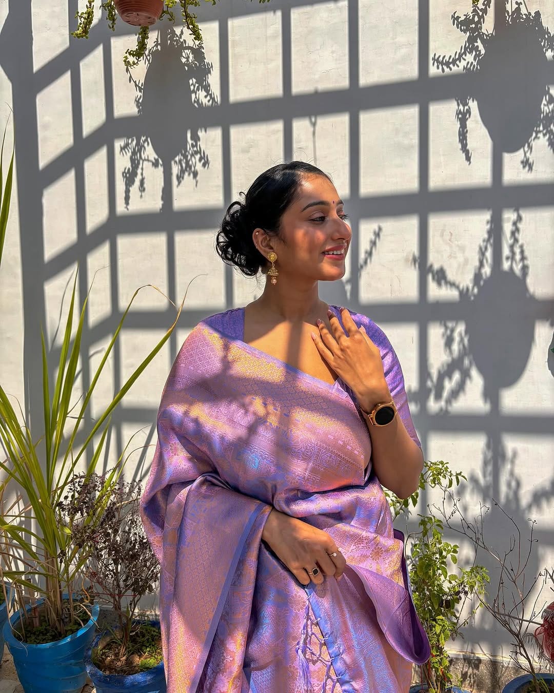 Post 8 by Bahuji Ethnicwear shop on Instagram (carousel)