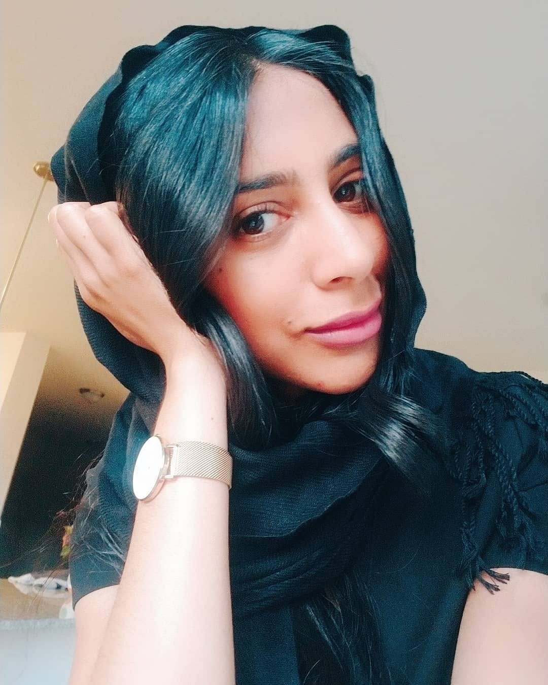 Post 5 by Anum || Dentist on Instagram (image)