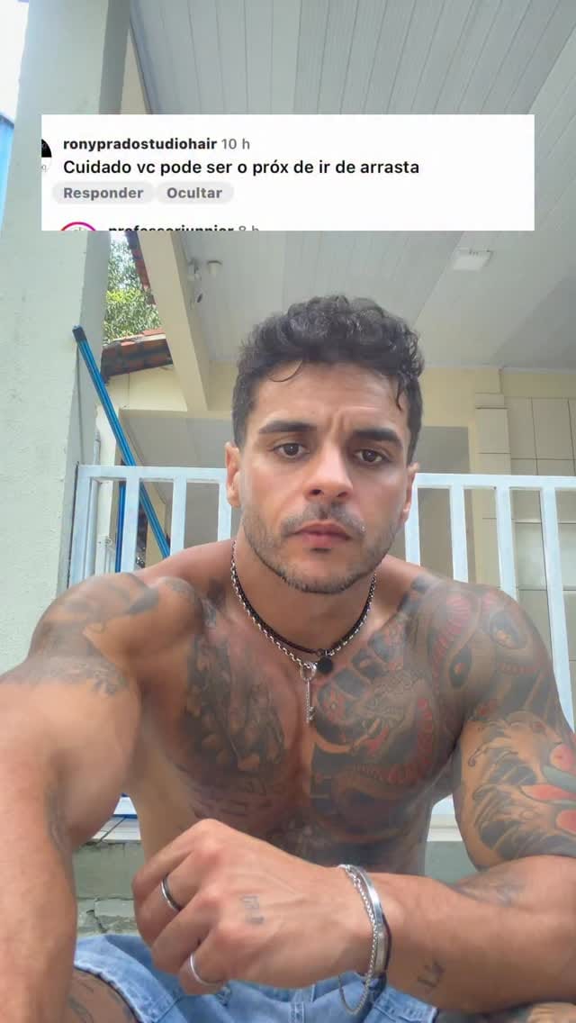 Post 2 by Eríck Souza on Instagram (video)