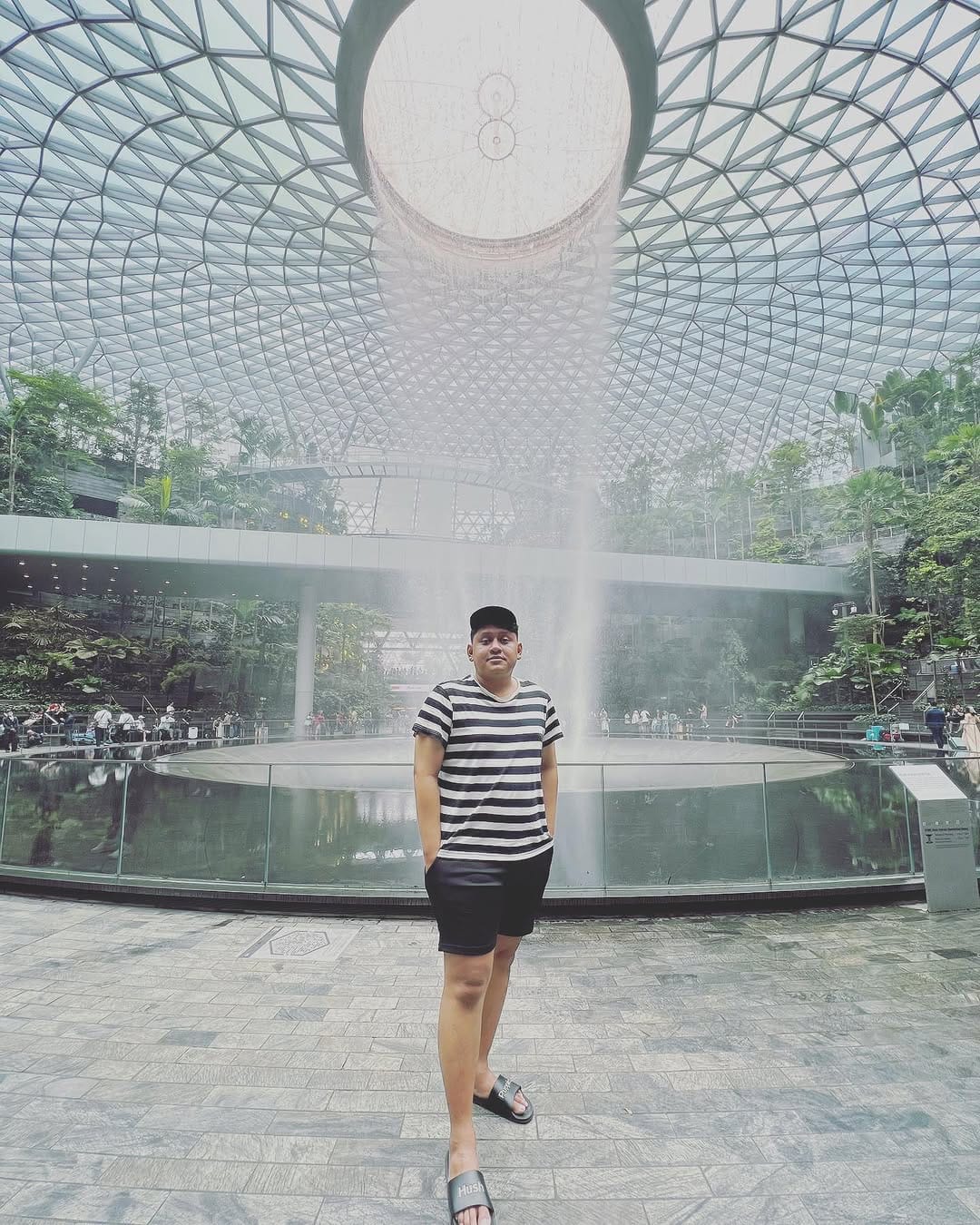 Post 9 by Dicky Rahman Ramadhan on Instagram (carousel)