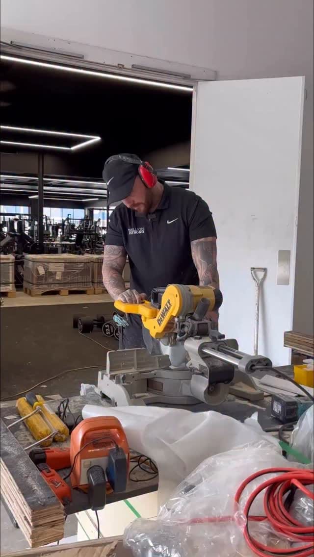 Post 6 by Benny  Hurst on Instagram (video)