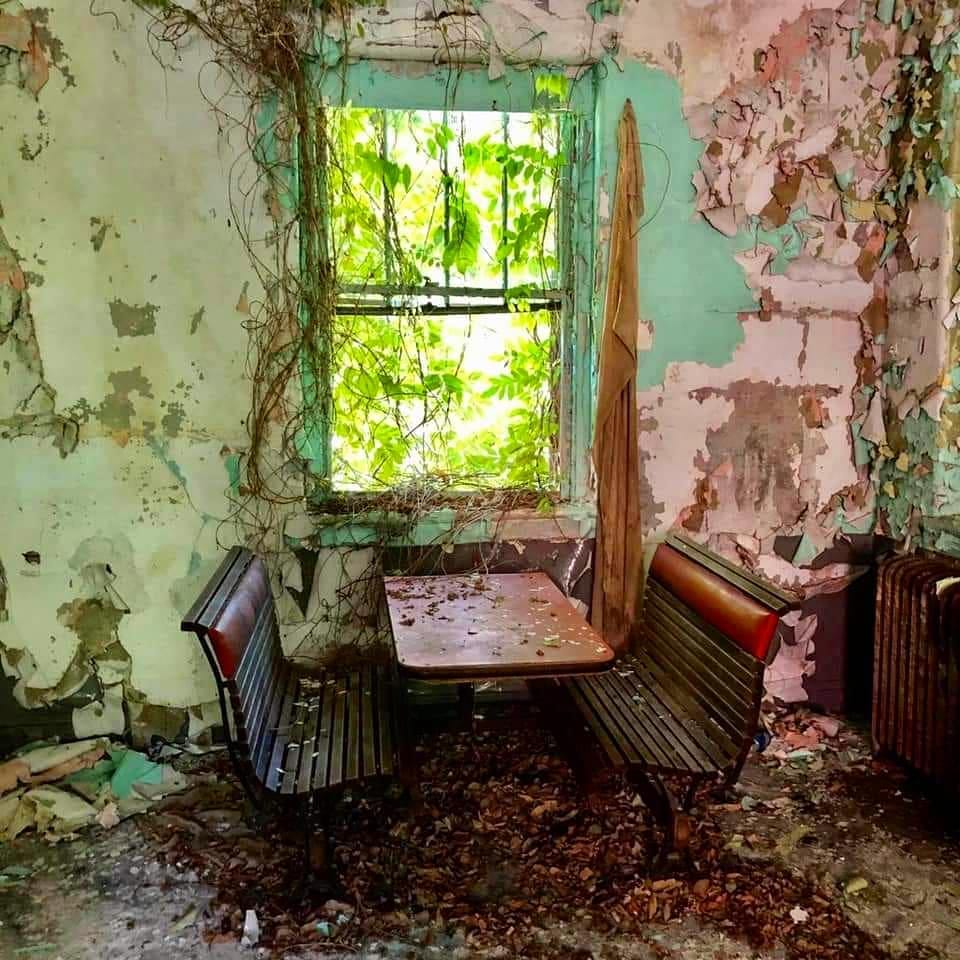 Post 5 by Abandoned Hudson Valley on Instagram (image)