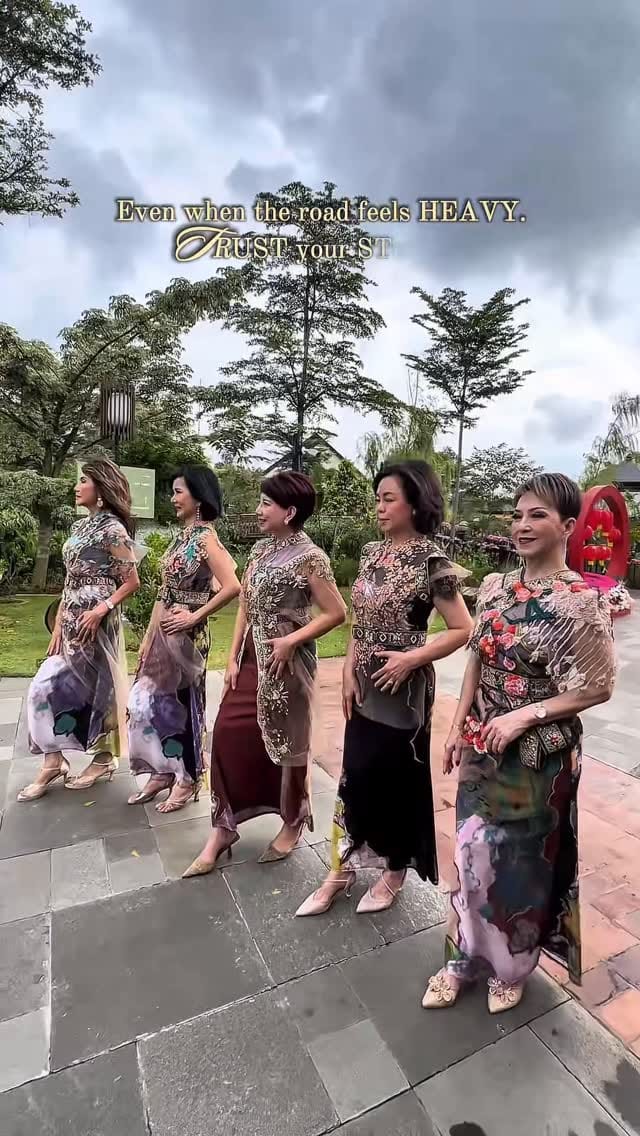 Post 7 by U & C O U T U R E on Instagram (video)