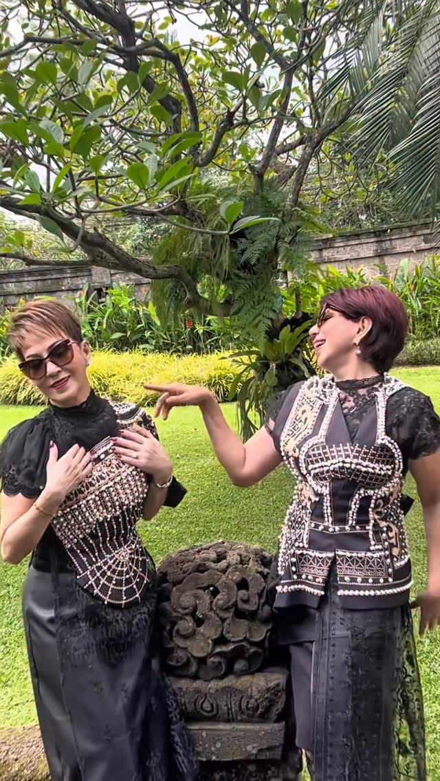 Post 3 by U & C O U T U R E on Instagram (video)