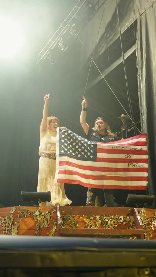 Post 4 by Cassidy Daniels on Instagram (video)