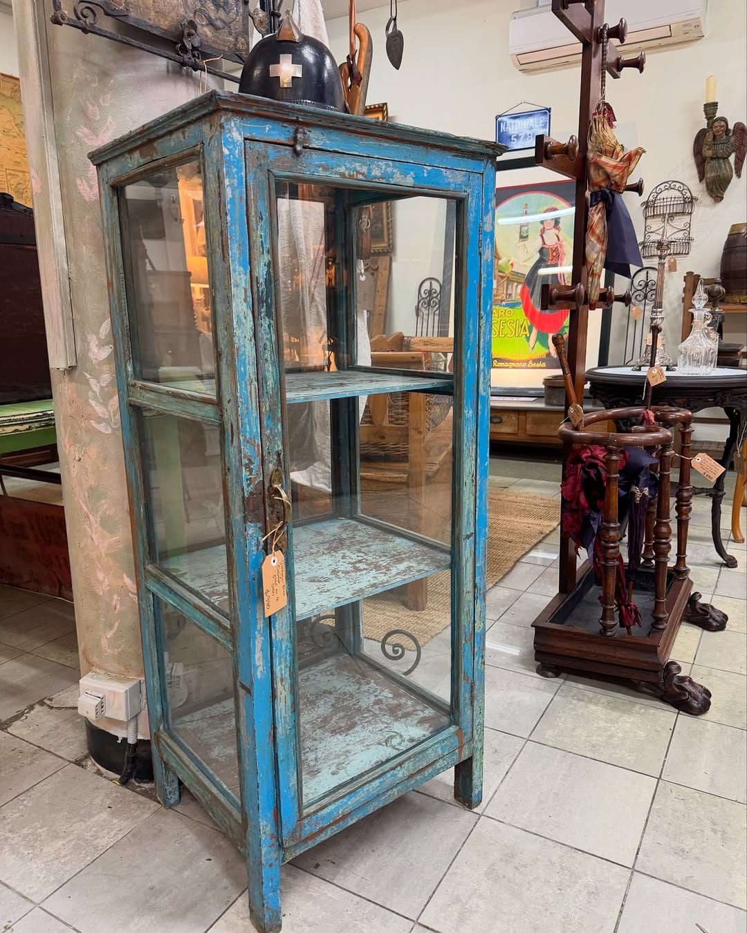 Post 5 by The Merchants Warehouse on Instagram (carousel)
