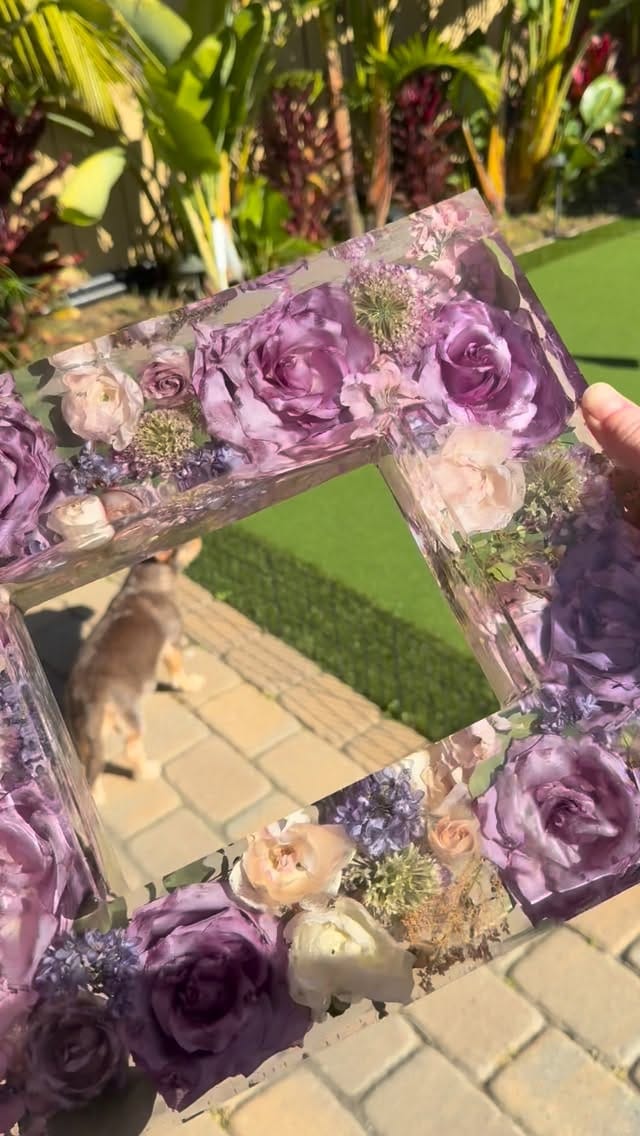 Post 6 by Jordan Kownacki | San Diego | Flower Preservations on Instagram (video)