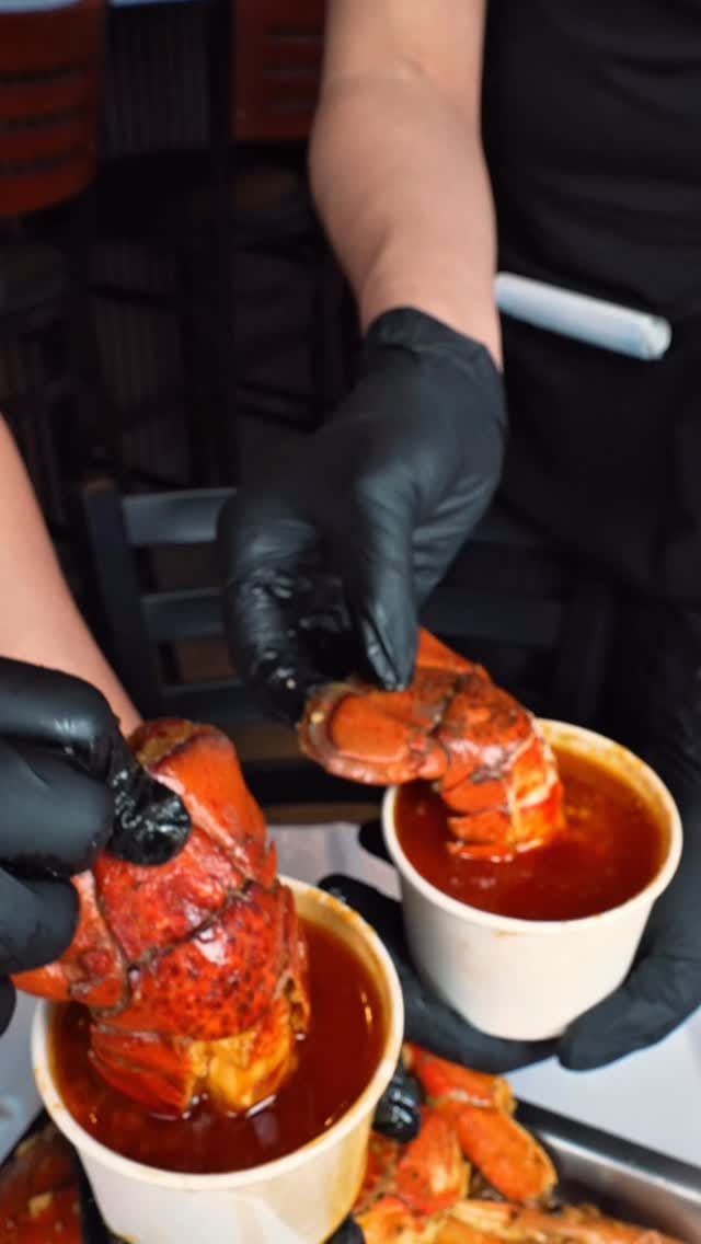 Post 5 by Crawfish Chef Seattle on Instagram (video)