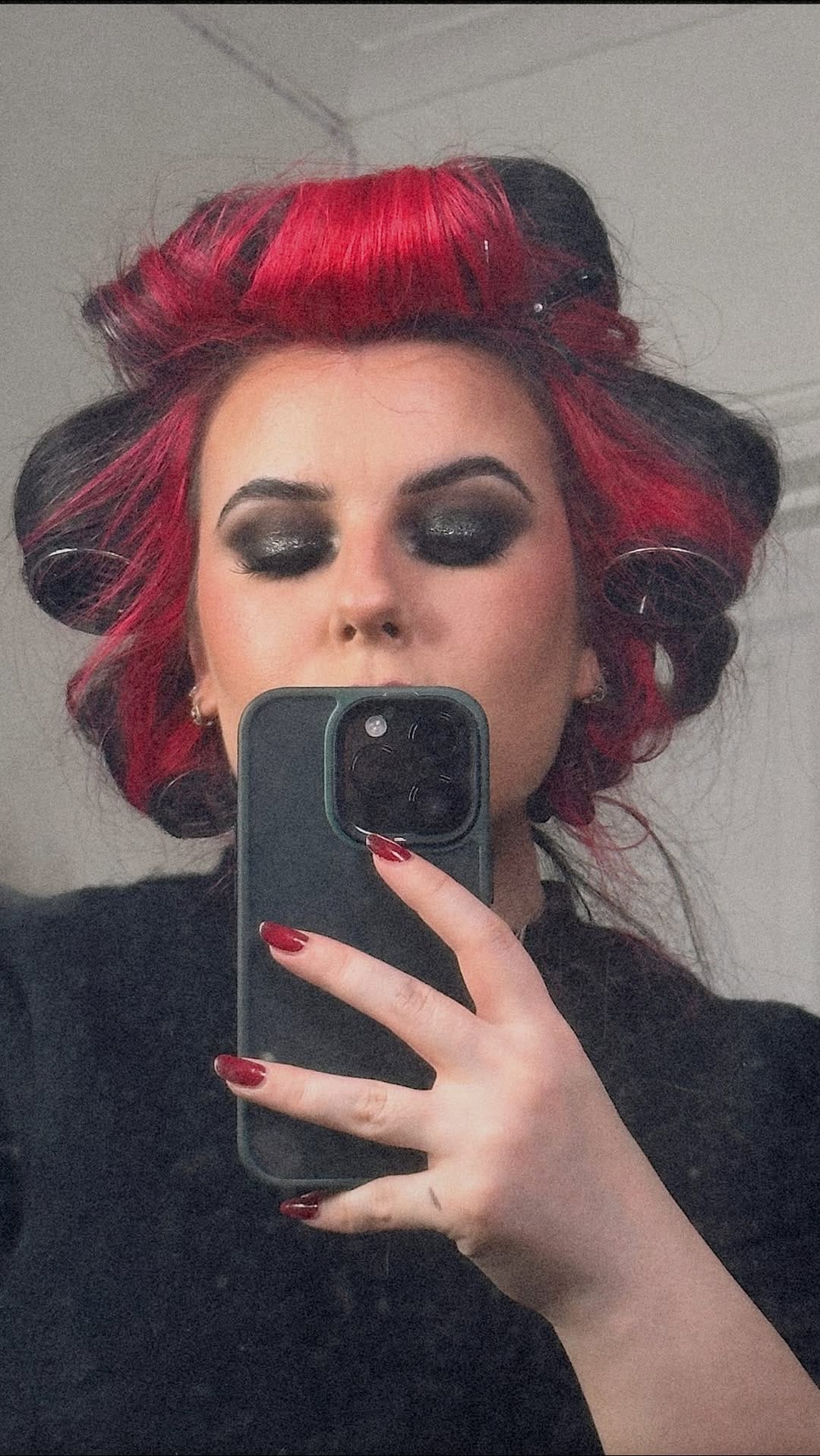 Post 4 by GEORGIA DEVINE on Instagram (video)