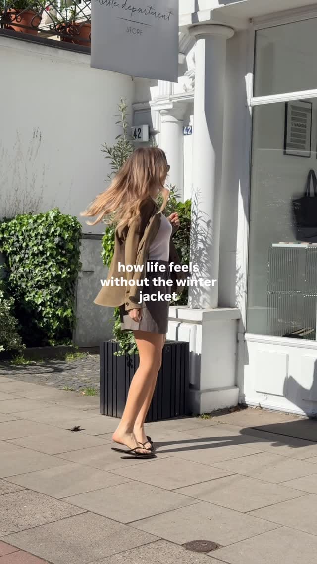 Post 9 by Little Department Store on Instagram (video)
