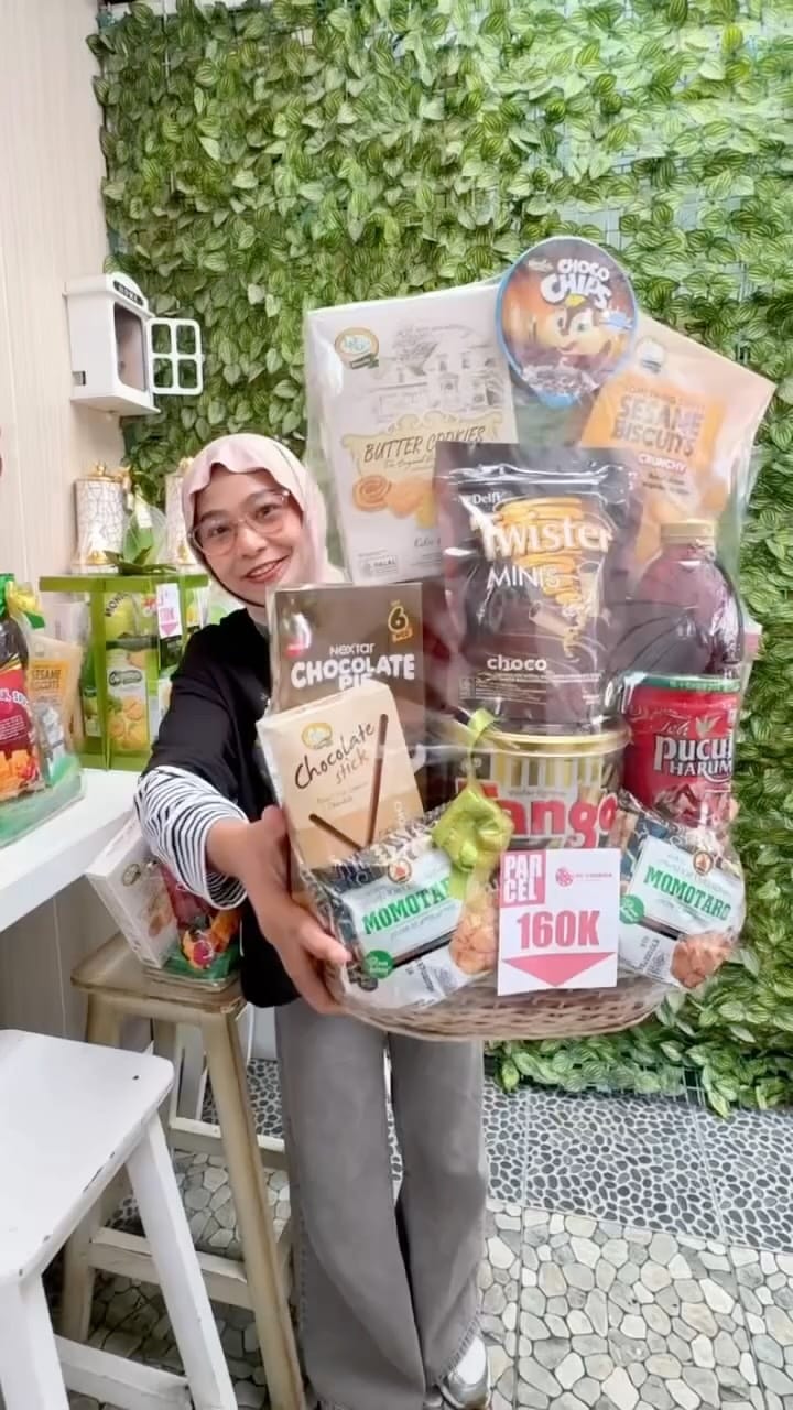 Post 9 by Nucookies N Cakery on Instagram (video)
