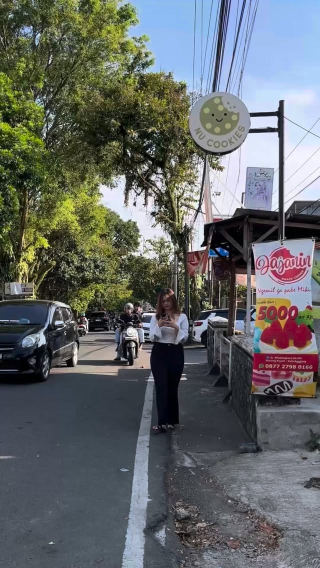 Post 8 by Nucookies N Cakery on Instagram (video)