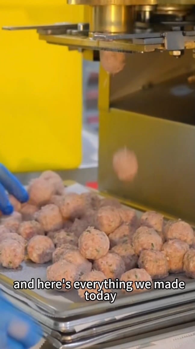 Post 7 by Chefs On Wheels on Instagram (video)