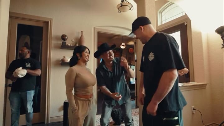 Post 4 by ZEUS. El Mero Necio on Instagram (video)