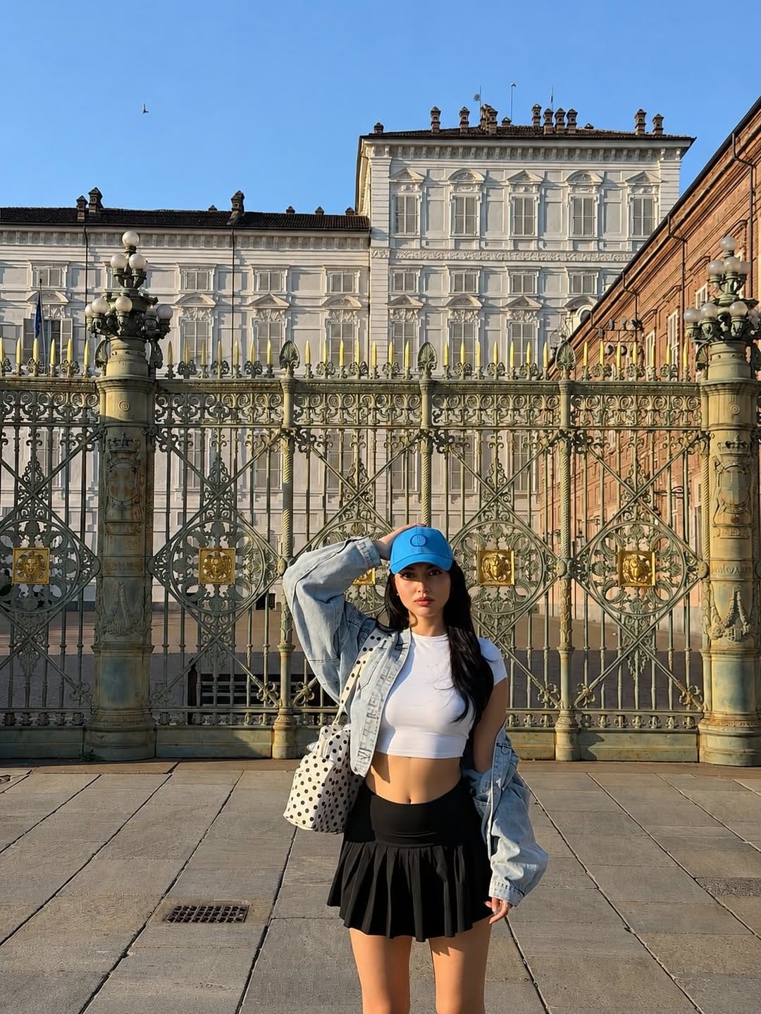 Post 3 by *•𝗔𝗠𝗕𝗥𝗔•* on Instagram (carousel)