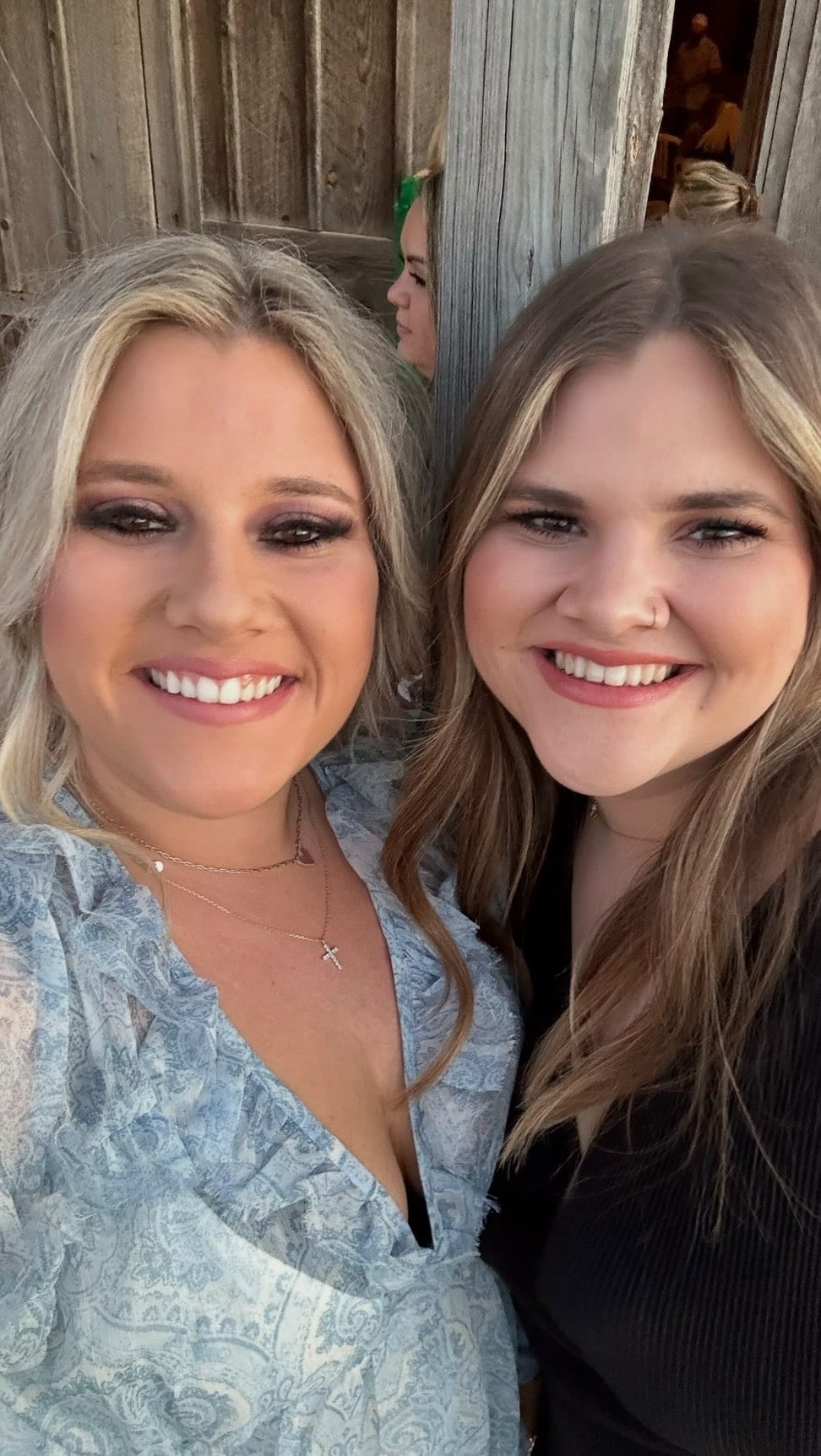 Post 9 by Molly Lee on Instagram (video)