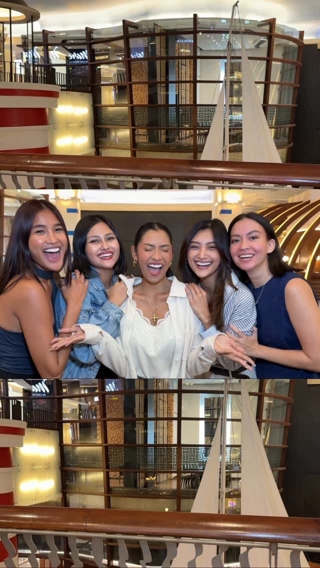 Post 7 by Karina Nadila on Instagram (video)