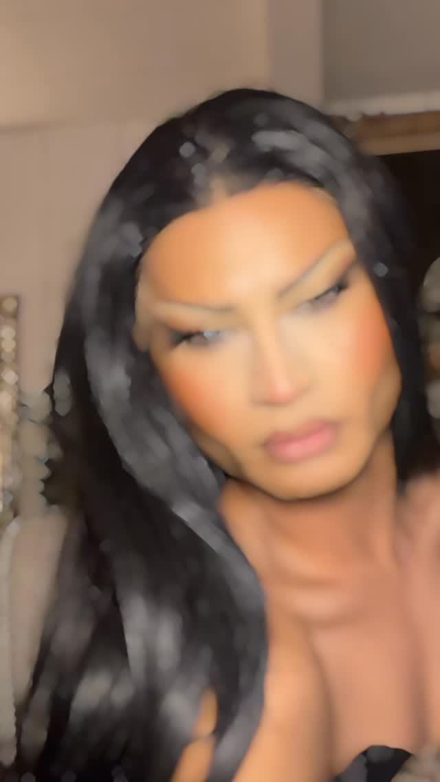 Post 2 by Frida Mont on Instagram (video)