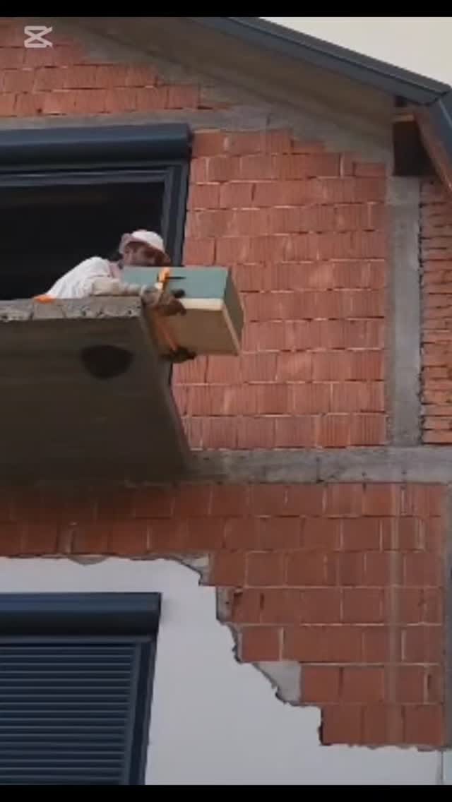 Post 2 by Пчеларев син on Instagram (video)