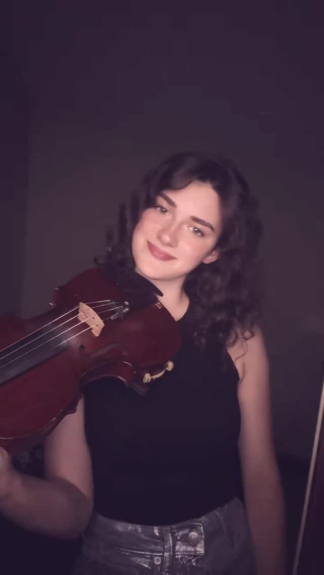 Post 1 by Anhelina Todoriko on Instagram (video)