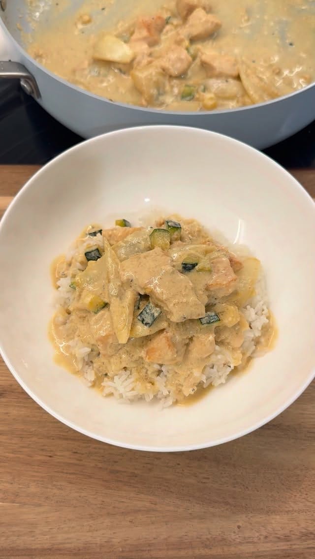 Post 3 by Alicia’s Kitchen on Instagram (video)