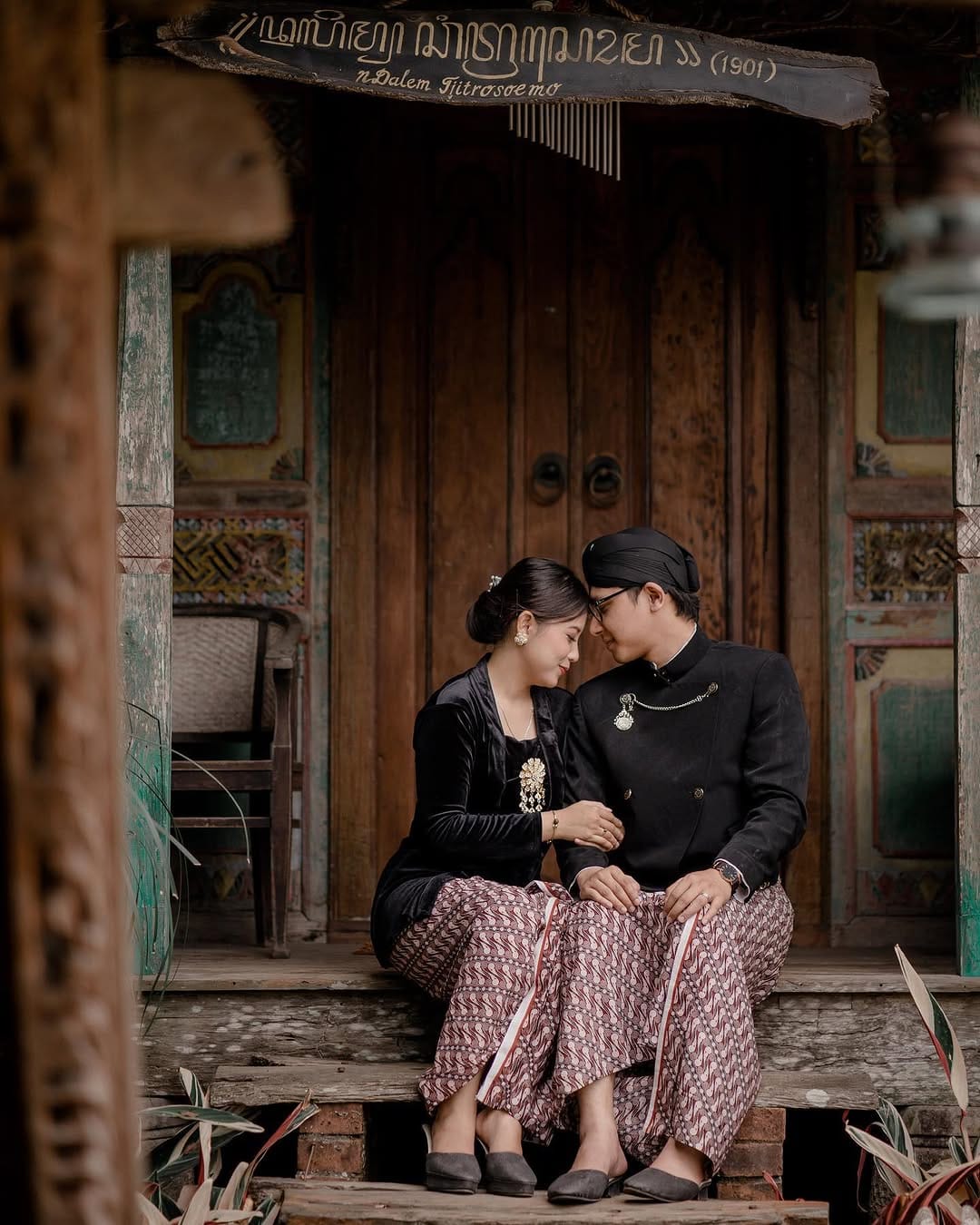 Post 9 by AMPHOTO | WEDDING - PREWEDDING SEMARANG on Instagram (carousel)