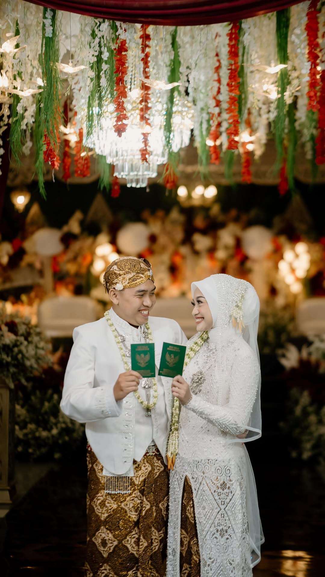 Post 6 by AMPHOTO | WEDDING - PREWEDDING SEMARANG on Instagram (video)