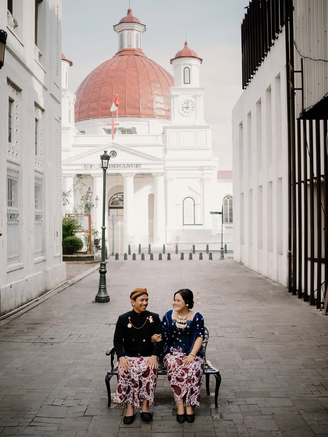 Post 2 by AMPHOTO | WEDDING - PREWEDDING SEMARANG on Instagram (carousel)