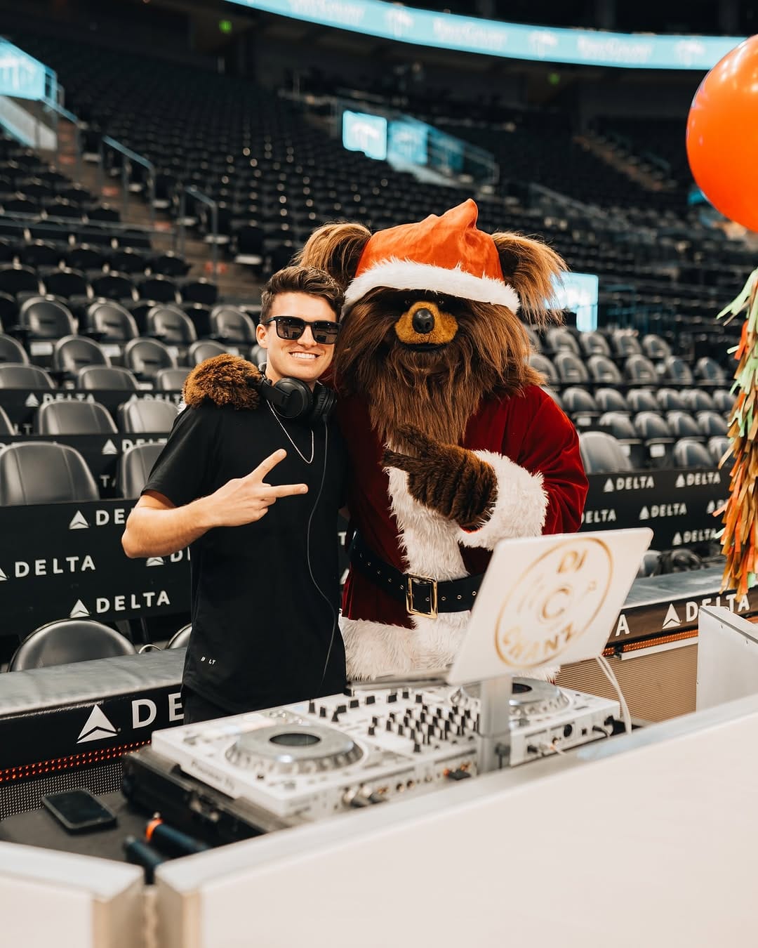 Post 10 by Utah Wedding DJ / Party on Instagram (image)