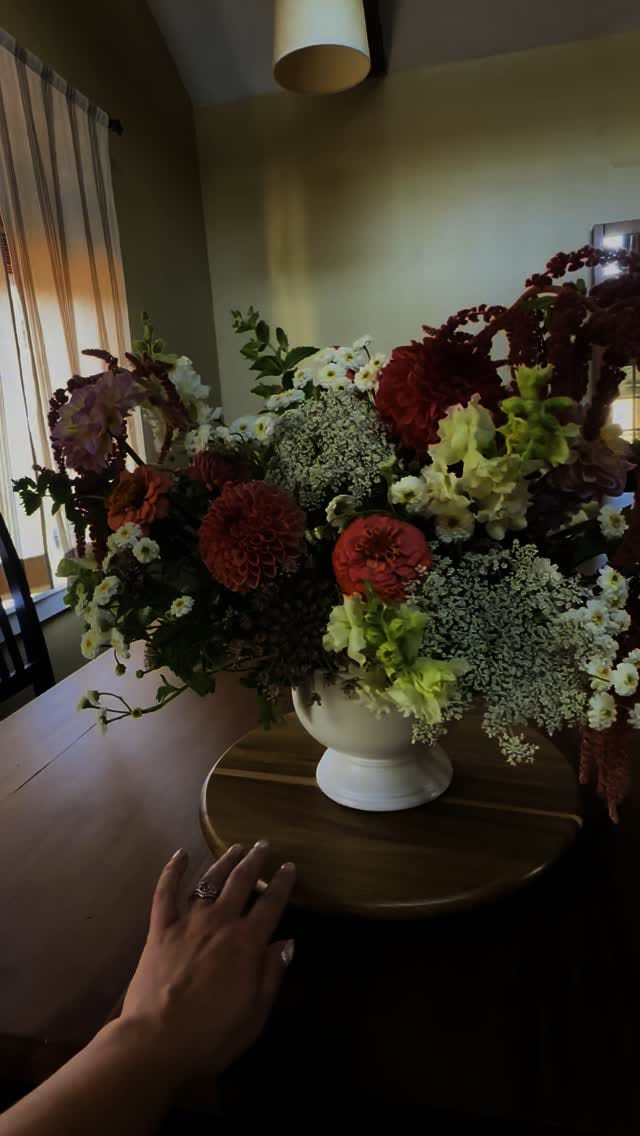 Post 9 by Three Cedars Farm | Cut Flowers, bulbs and Gifts on Instagram (video)