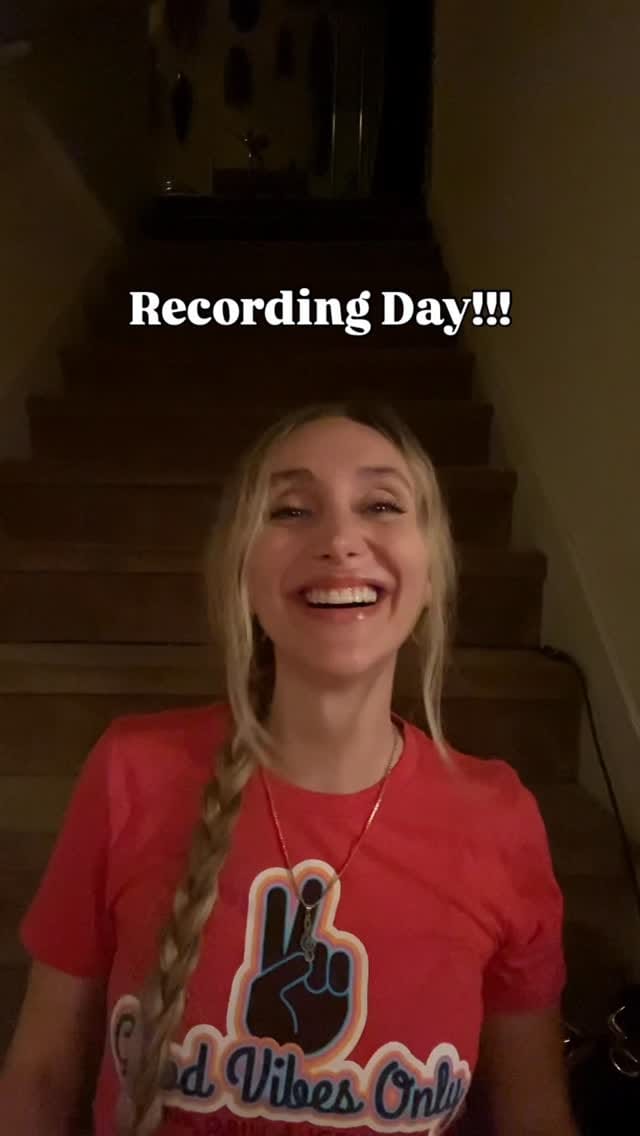 Post 2 by Tarah New on Instagram (video)