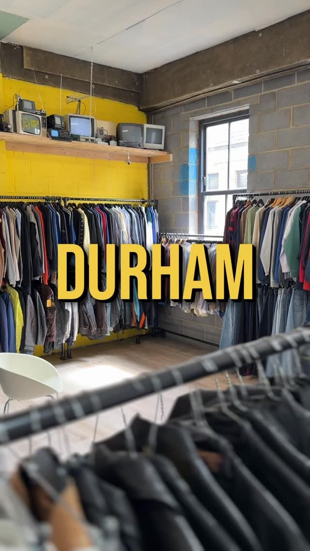 Post 6 by Bibelot Nook, vintage furniture, interiors & fashion on Instagram (video)